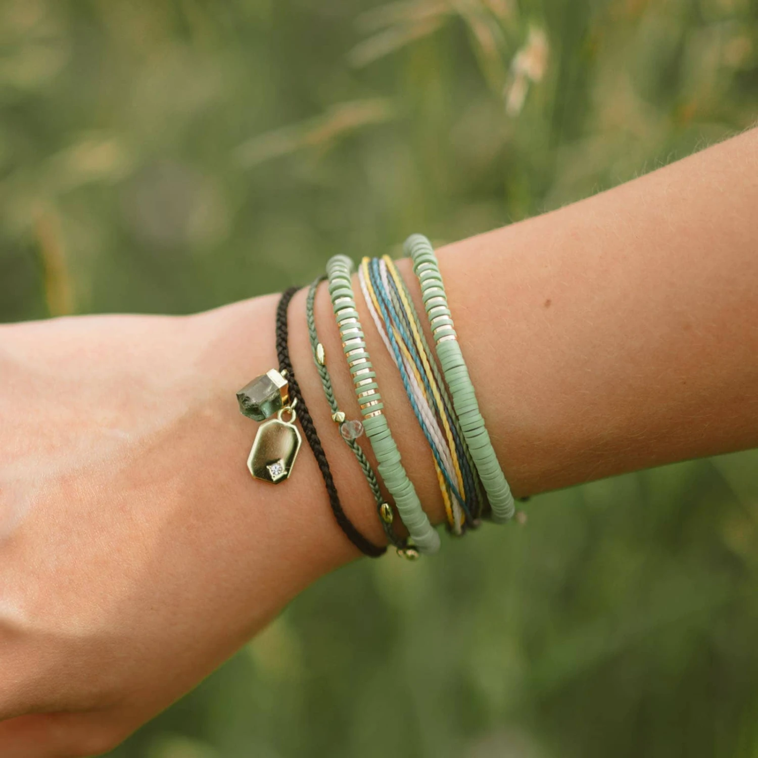 Raw Stone & Bead Gold Danity Thread Bracelet 4 Raw Stone & Bead Gold Danity Thread Bracelet - Image 4