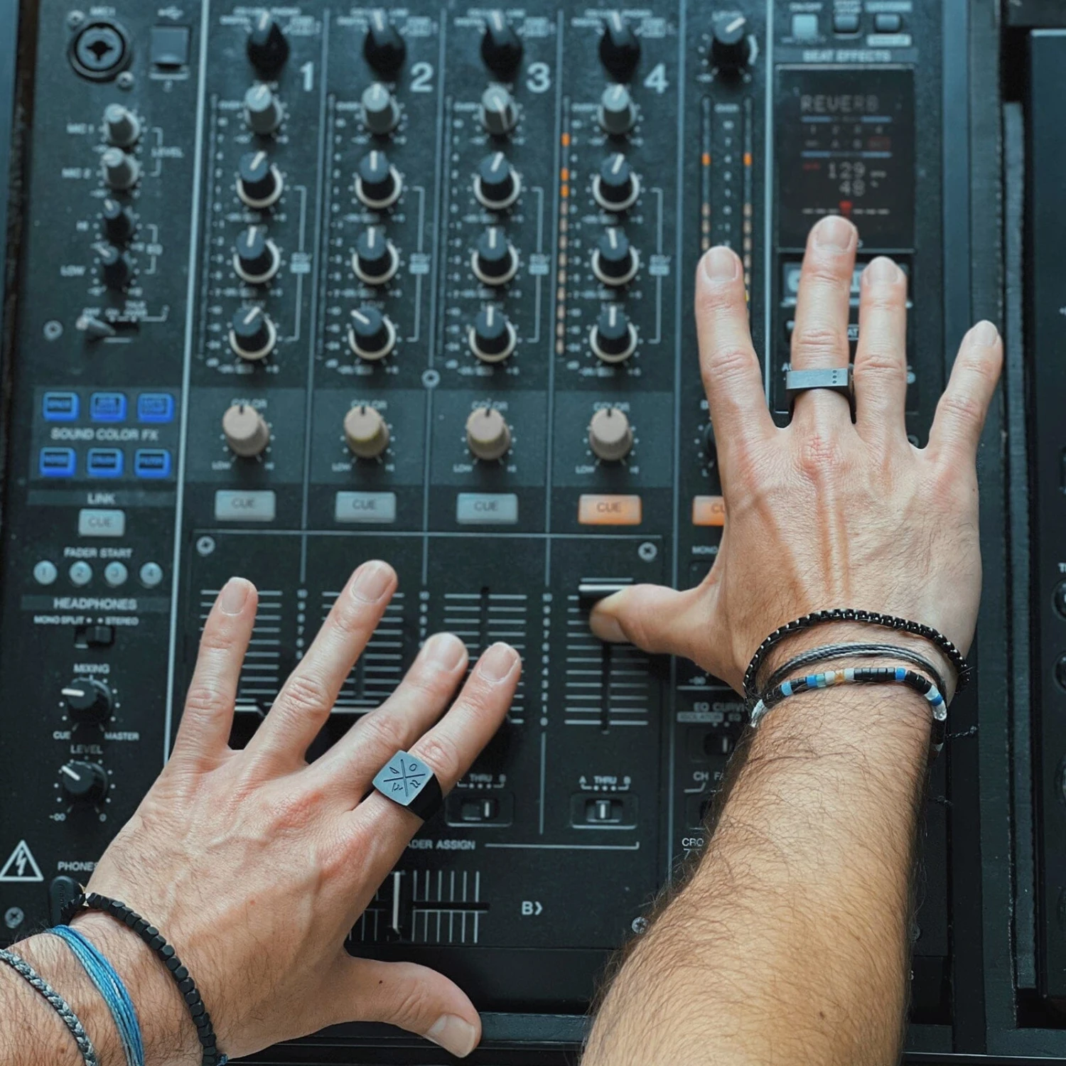 Men's Mixed Seed Bead Cord Bracelet 8 Men's Mixed Seed Bead Cord Bracelet - Image 8