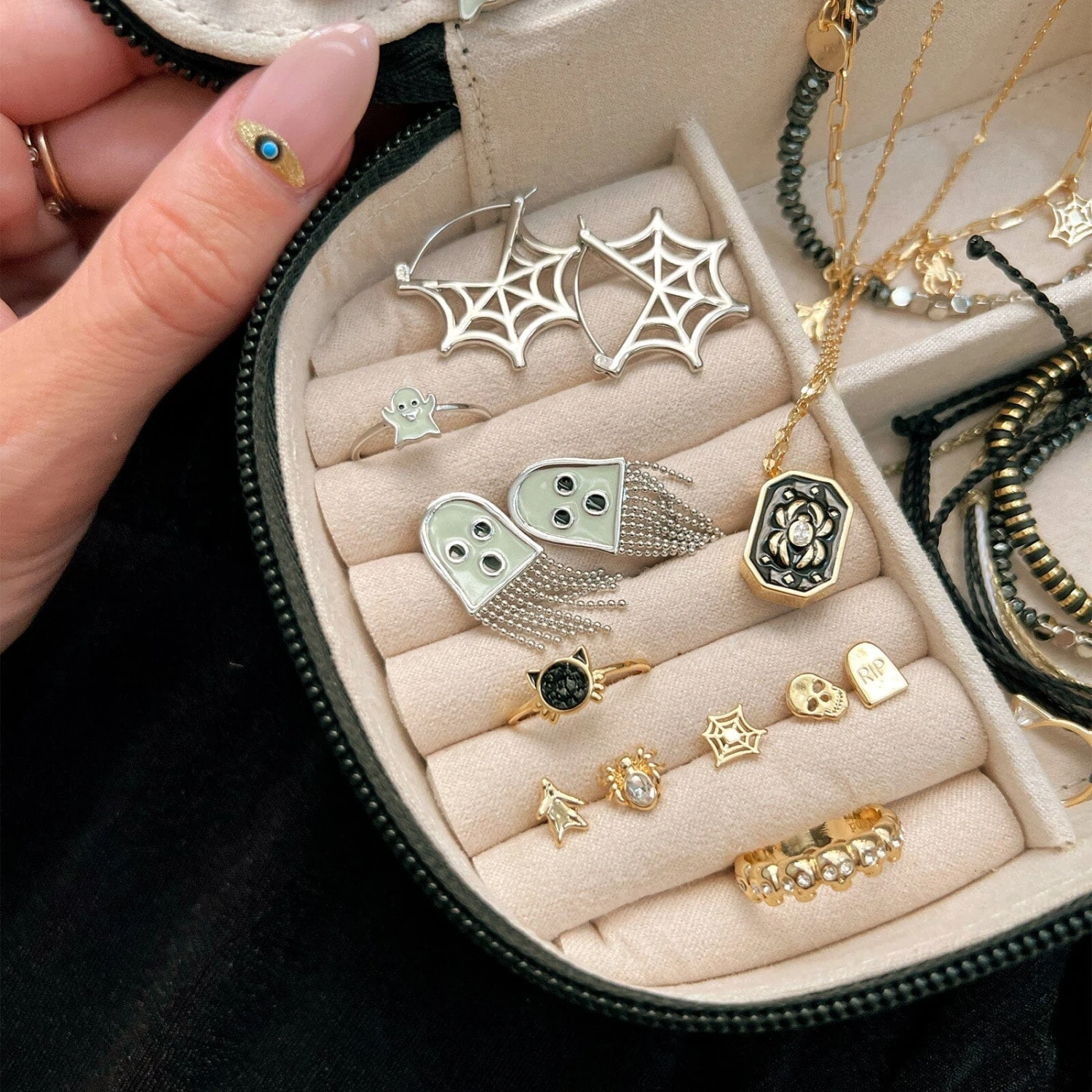 Black Widow Double Sided Pendant 8 Black Widow Double Sided Pendant - Image 8