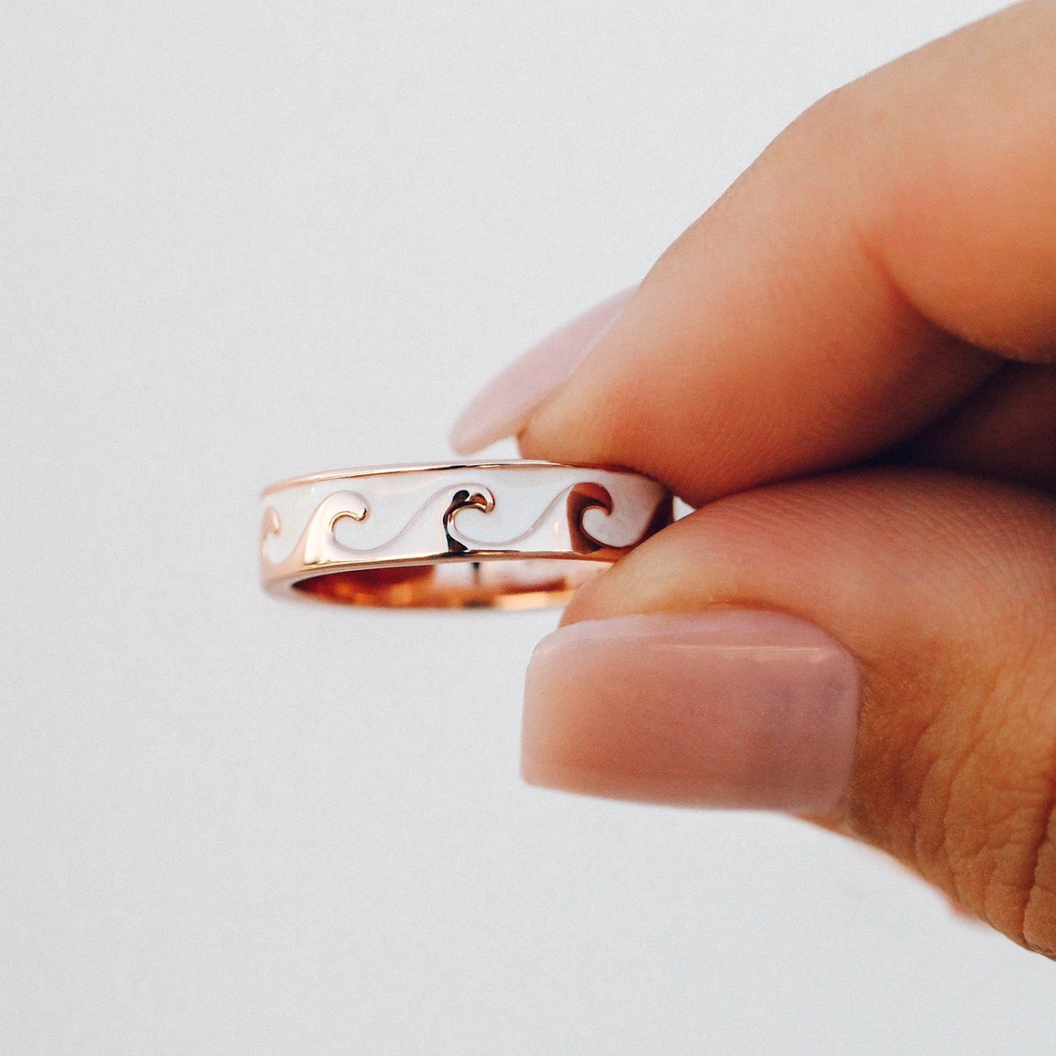 Reversible Enamel Wave Ring 6 Reversible Enamel Wave Ring - Image 6